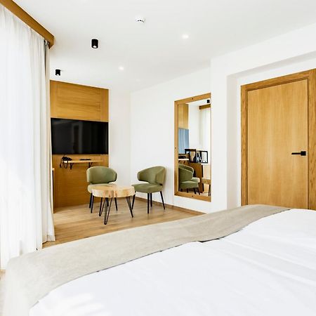 Natura All Seasons Boutique Hotel Burgas Stad Buitenkant foto