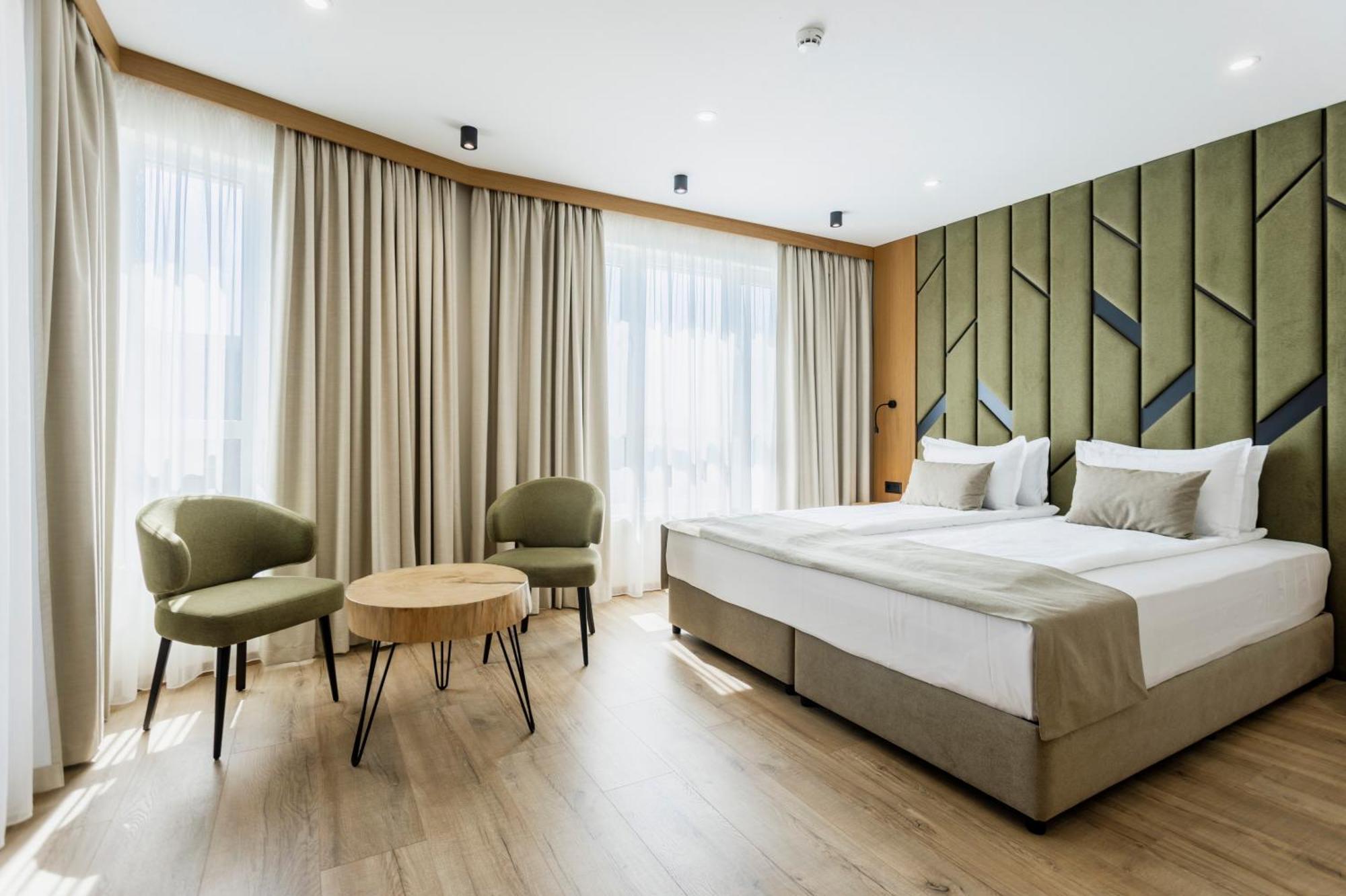 Natura All Seasons Boutique Hotel Burgas Stad Buitenkant foto