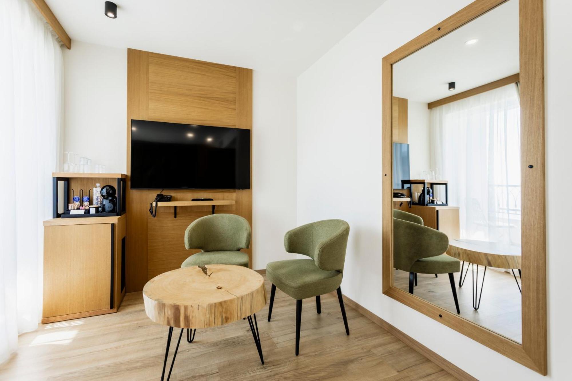 Natura All Seasons Boutique Hotel Burgas Stad Buitenkant foto