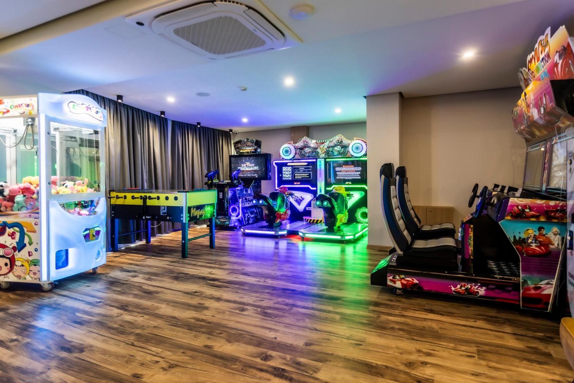Natura All Seasons Boutique Hotel Burgas Stad Buitenkant foto